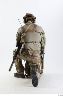 Photos Frankie Perry Army USA Recon - Poses kneeling whole…